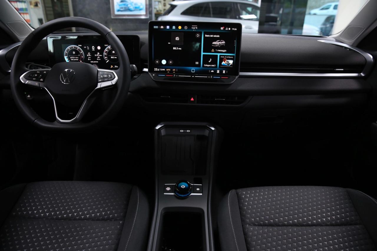 Volkswagen T-Roc 1.5 eTSI Life 115cv DSG_NUOVA 2026 KM0