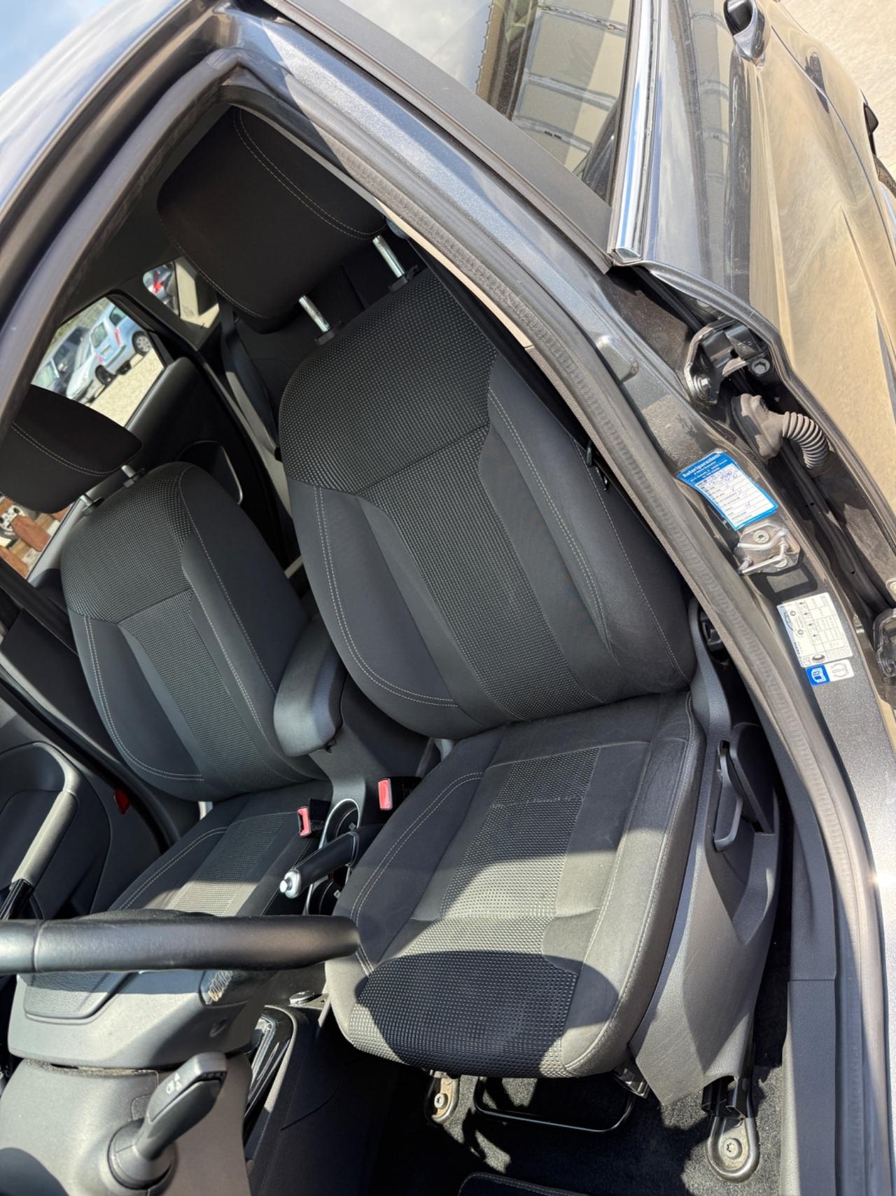 Ford Fiesta 1.5 TDCi 75CV 5 porte Titanium