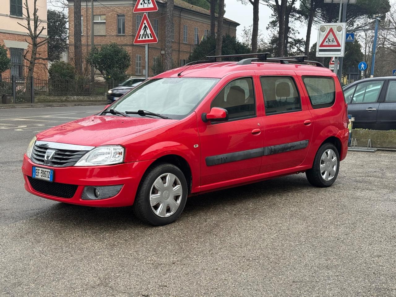Dacia Logan MCV 1.6 GPL 5Posti Laureate