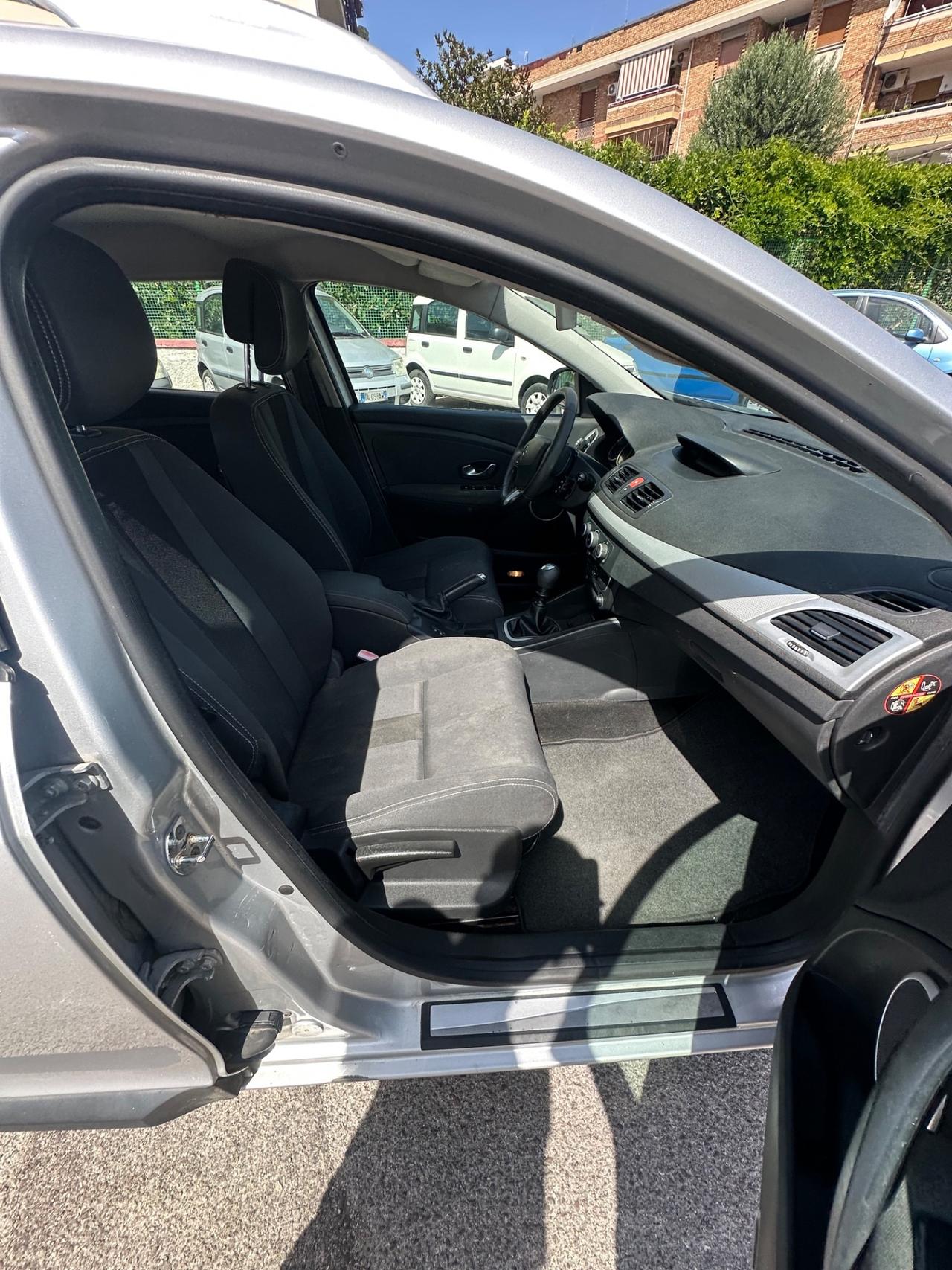 Renault Megane Mégane 1.5 dCi 110CV SporTour Confort