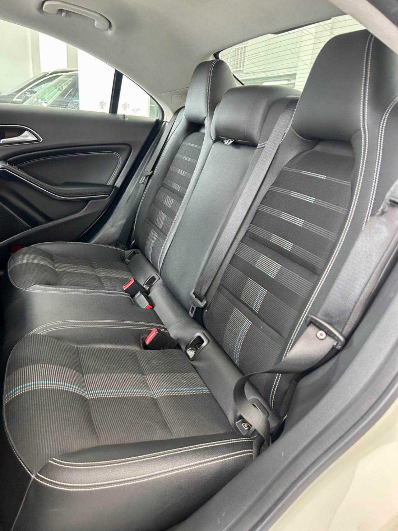Mercedes-benz CLA 200 d Sport FINANZIABILE