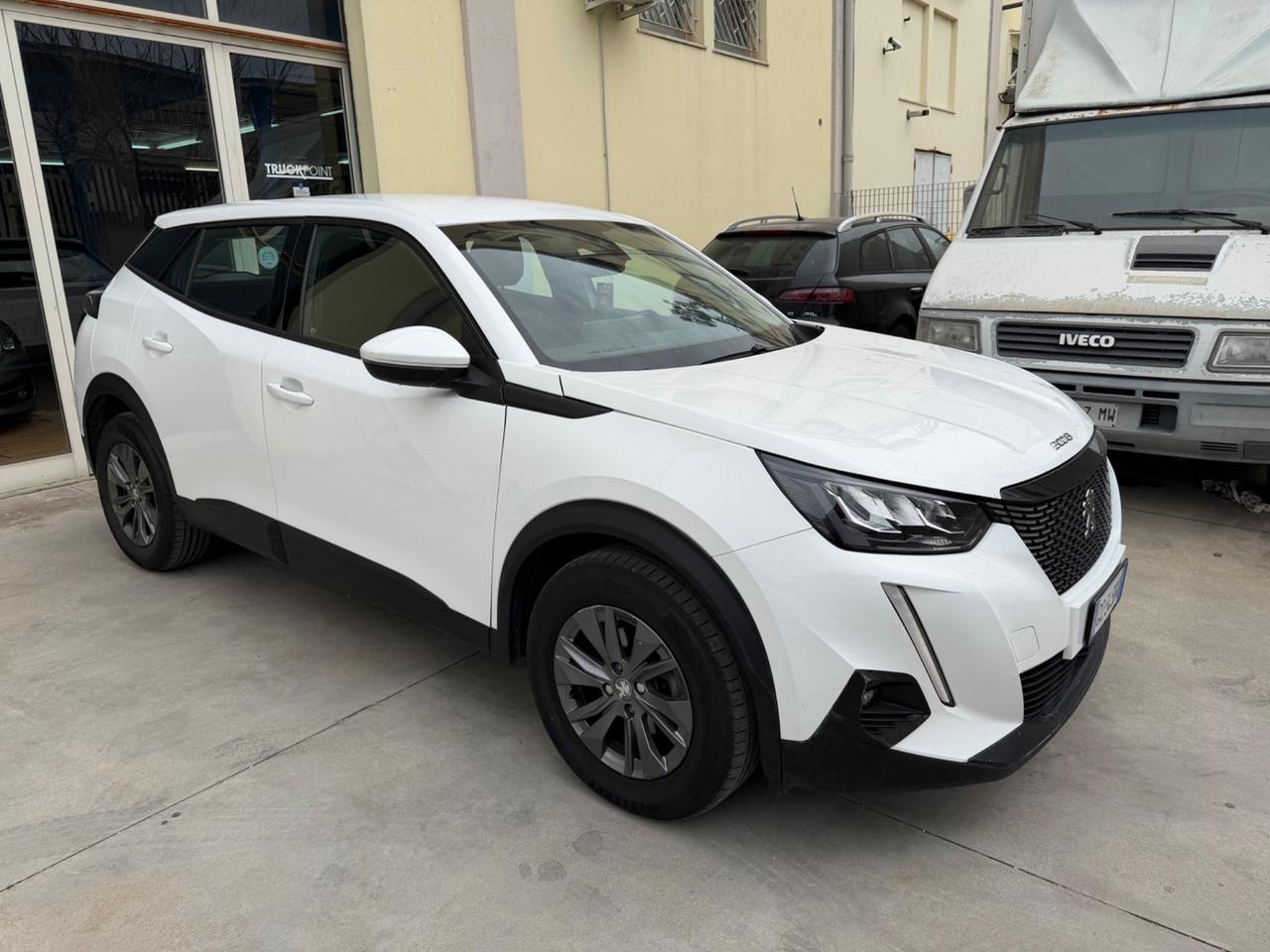 Peugeot 2008 1.5 diesel 100cv 2020