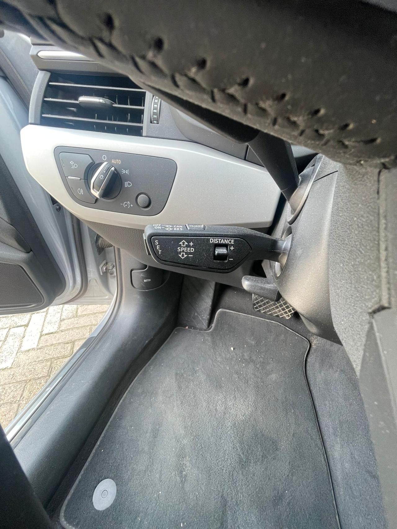 Audi A4 Avant 35 TDI S tronic Business