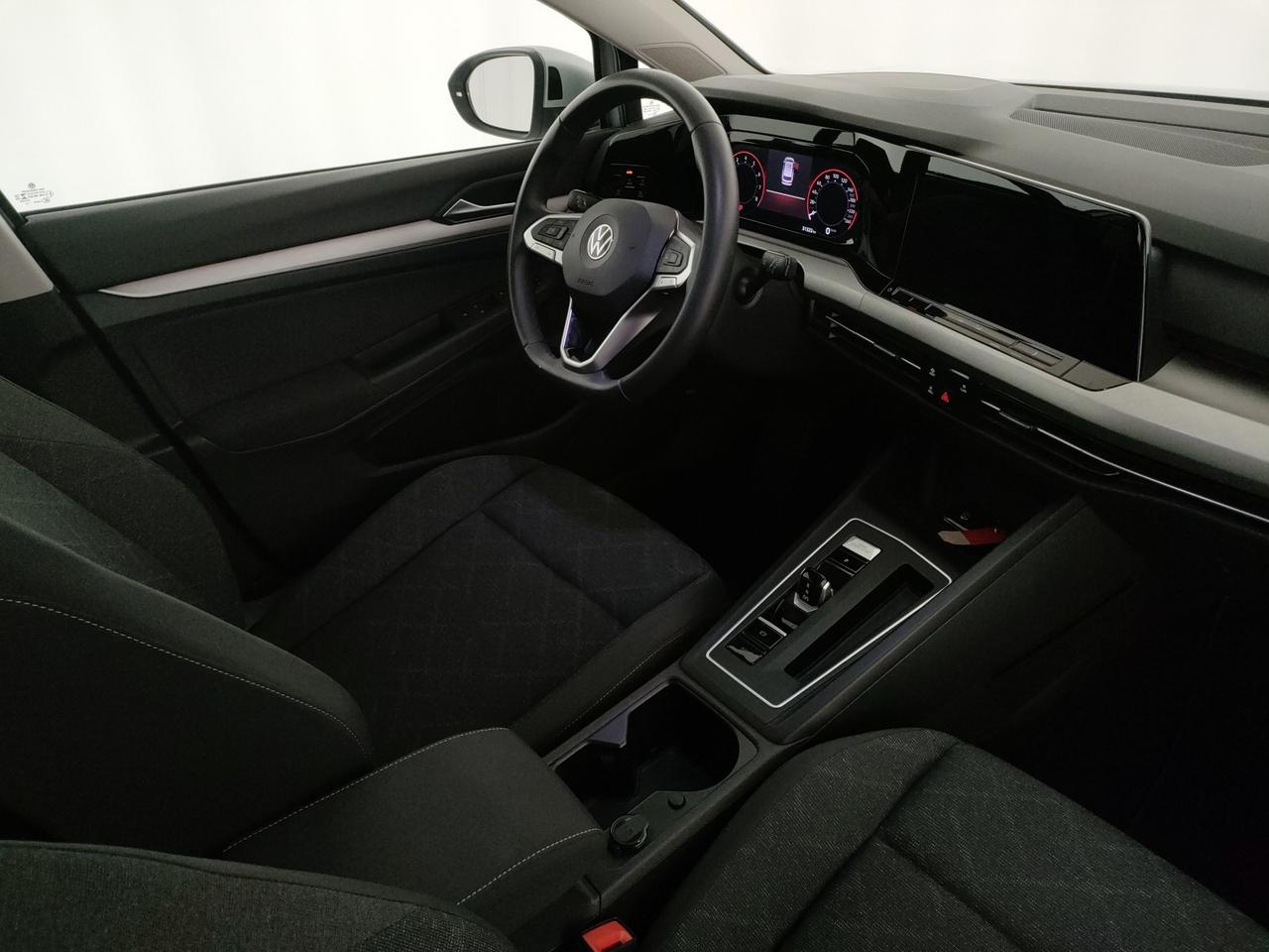 Volkswagen Golf variant 1.5 tgi life 130cv dsg