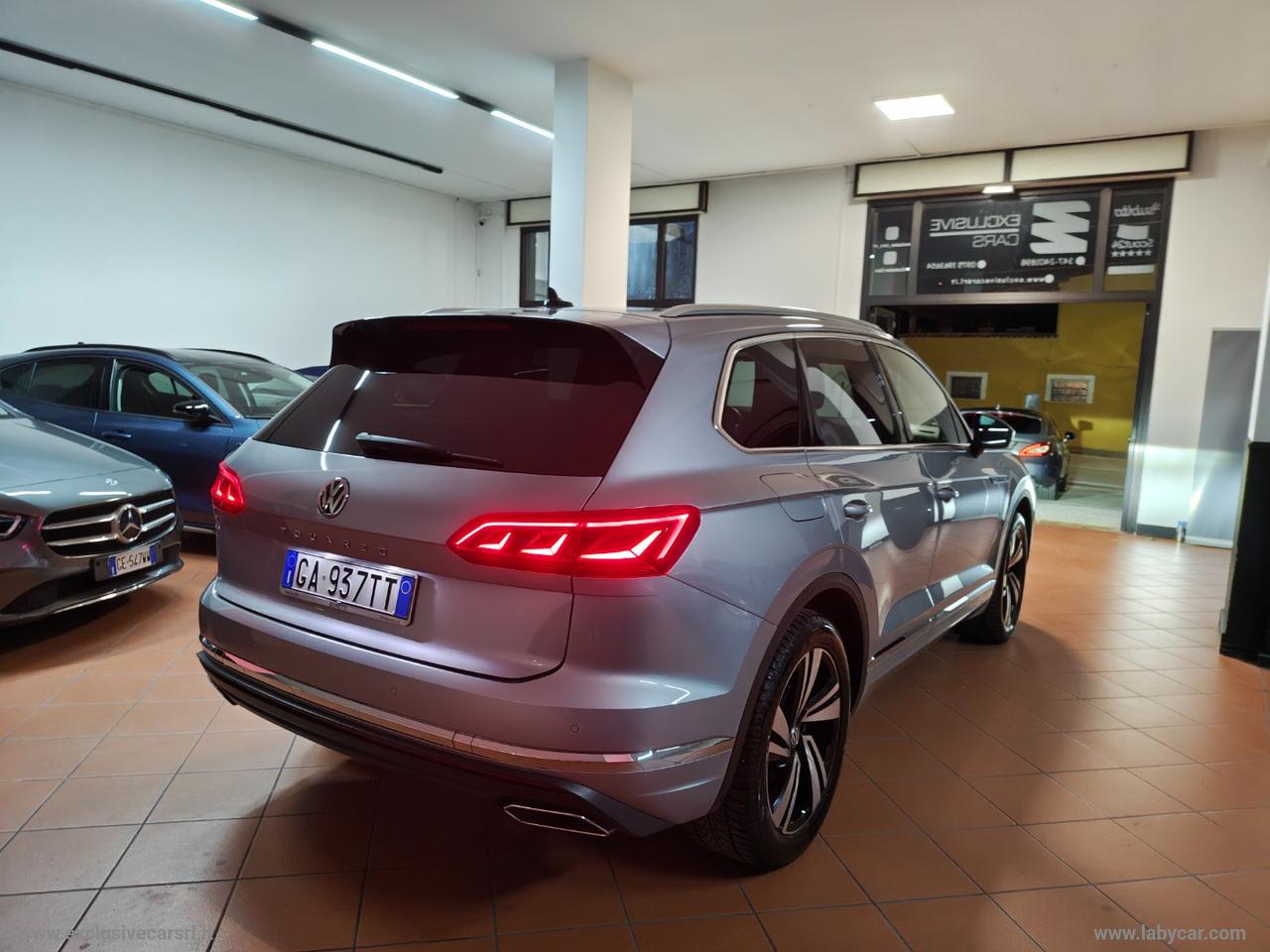VOLKSWAGEN Touareg 3.0 TDI