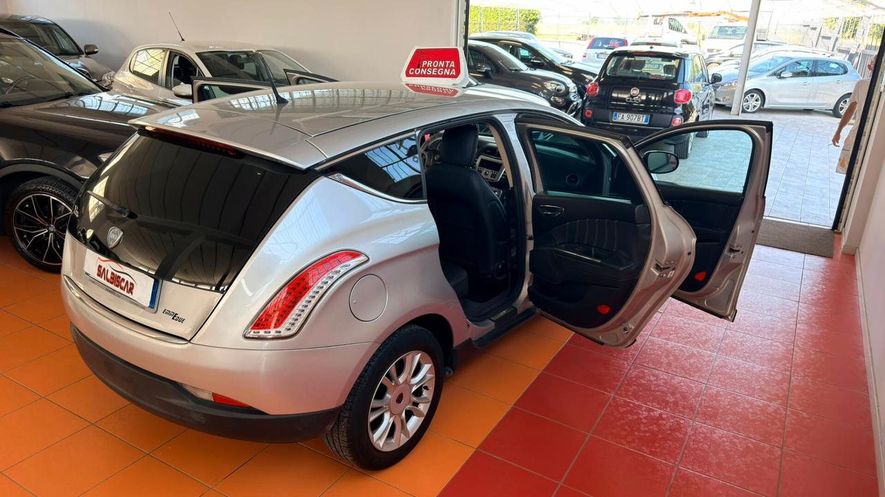 Lancia Delta 1.6 MJT DPF Argento