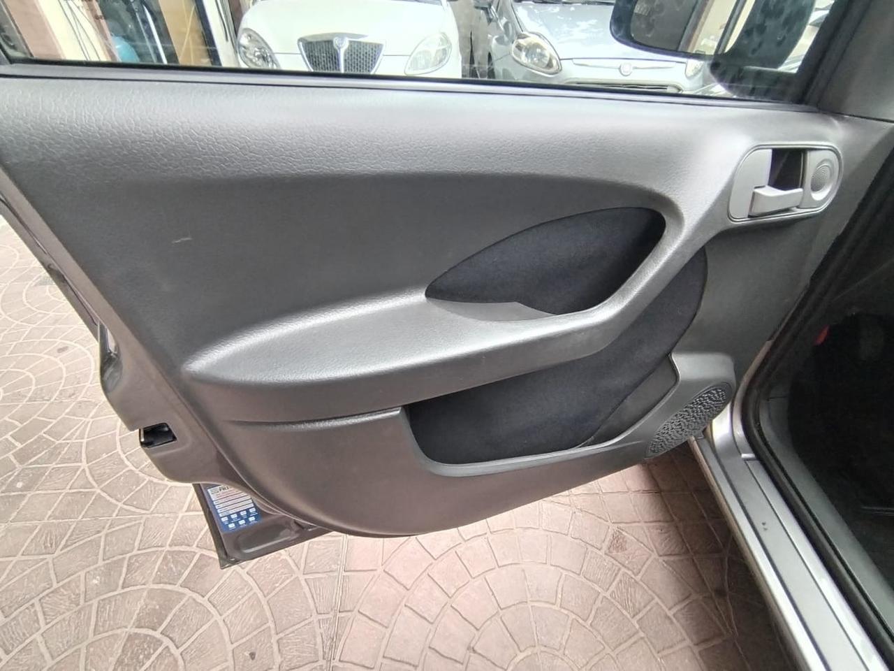 Fiat Panda 1.2 Emotion
