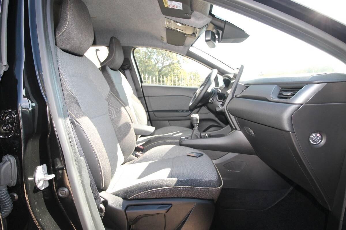 Renault Captur TCe 90 Techno 18.000KM|2025