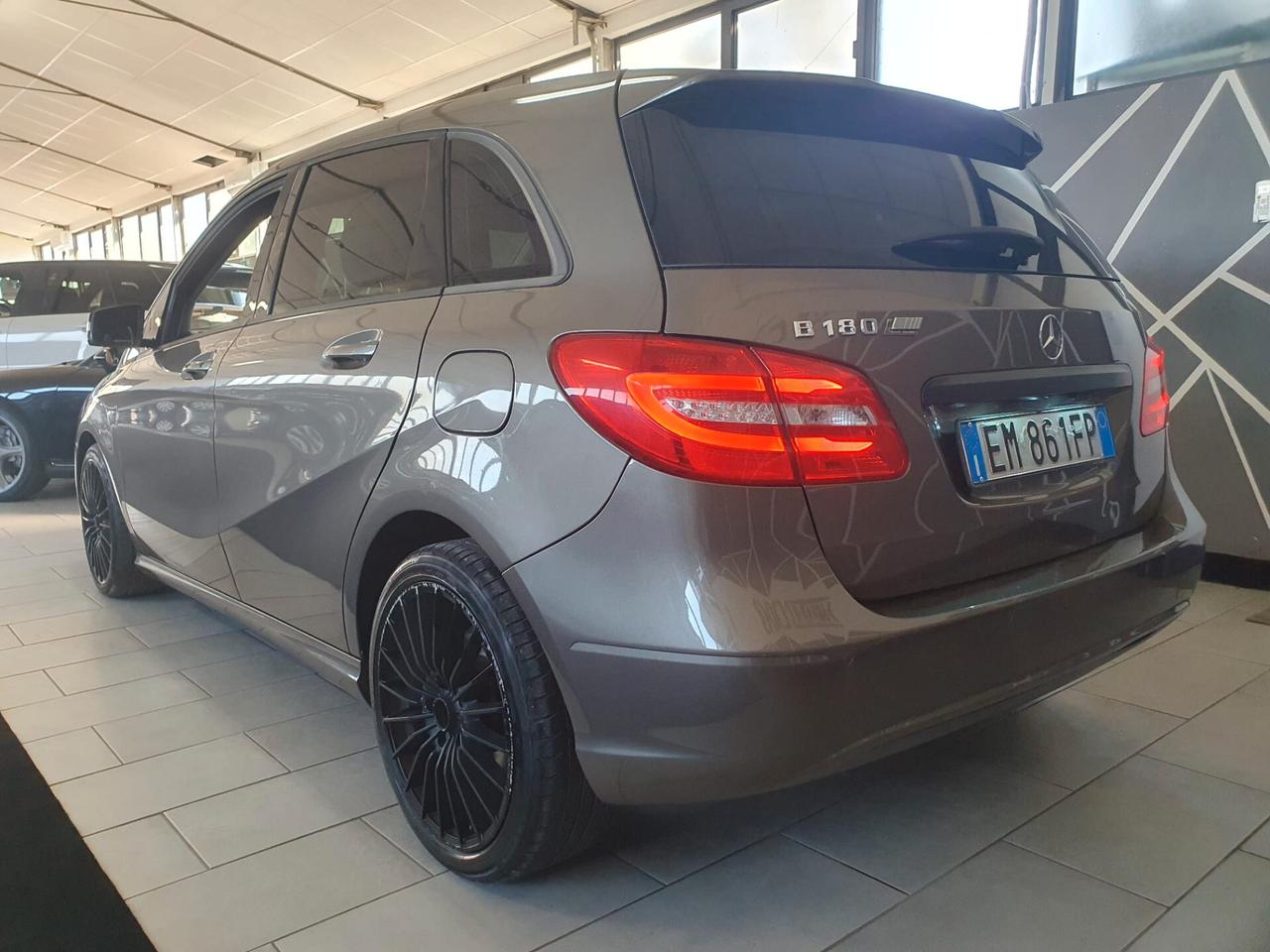 Mercedes-benz B 180 BlueEFFICIENCY Premium