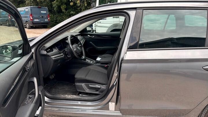 Skoda Octavia 2.0 TDI EVO SCR DSG Wagon Executive