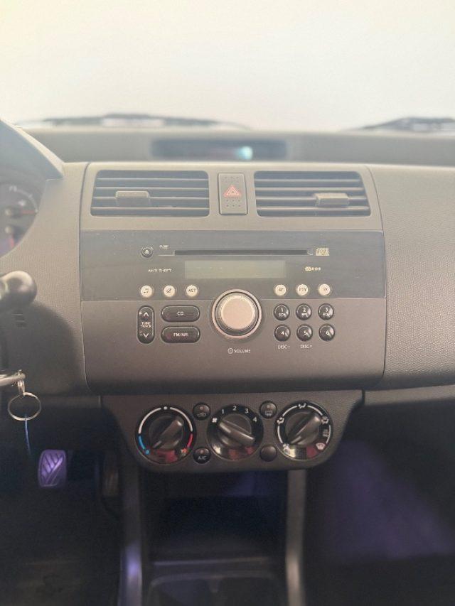 SUZUKI Swift 1.3 5p. GLX