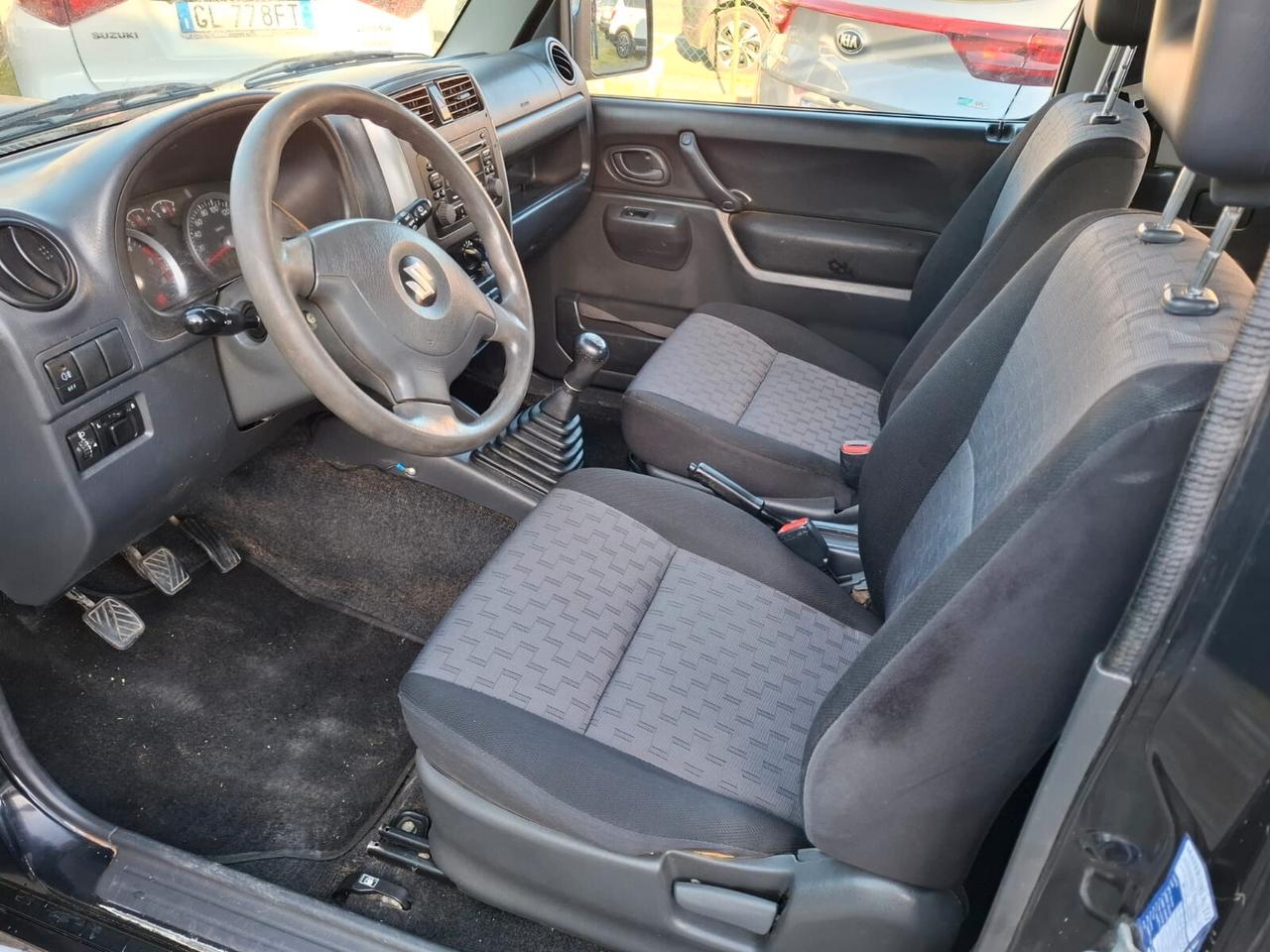 Suzuki Jimny 1.5 DDiS - CON GANCIO CARRELLO APPENDICE