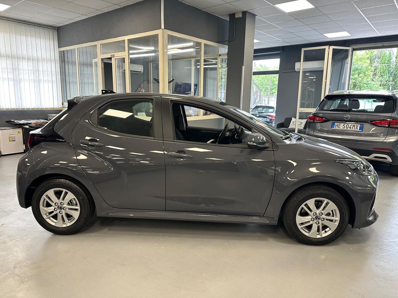Mazda Mazda2 Hybrid 1.5 VVT e-CVT Full Electric Centre-Line
