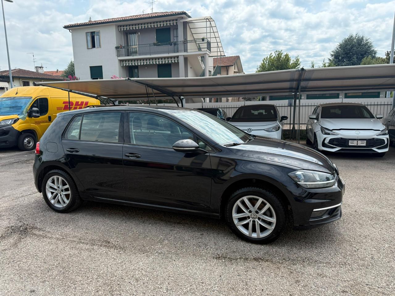 Volkswagen Golf 1.6 TDI 115CV DSG 5p. ! TESTATA MOTORE DANEGGIATA