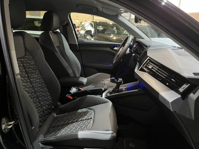 AUDI A1 SPB 30TFSI Stronic Sline Identity Black "18 S line