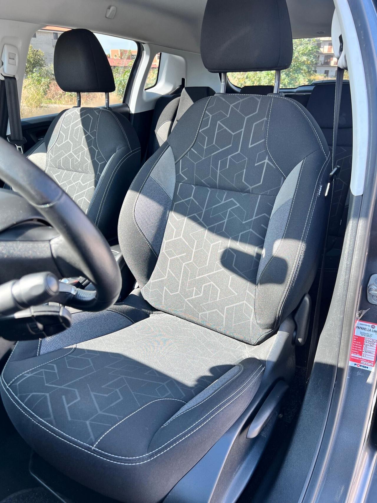 Peugeot 2008 1.6HDI PARI AL NUOVO FULL 2016