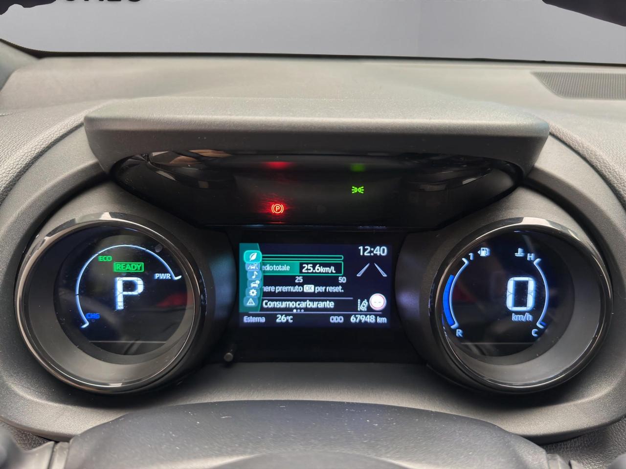 Toyota Yaris 1.5h E-CVT Style