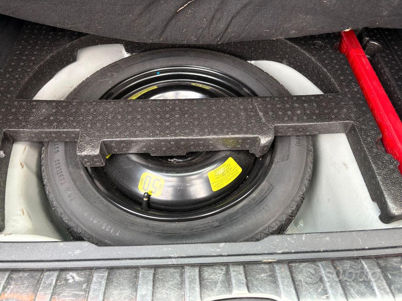 PEUGEOT 2008 1.6 BlueHDi (100CV) Black Matt