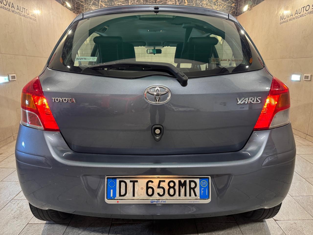 Toyota Yaris 1.0 5 porte NEOPATENTATI / TAGLIANDI TOYOTA