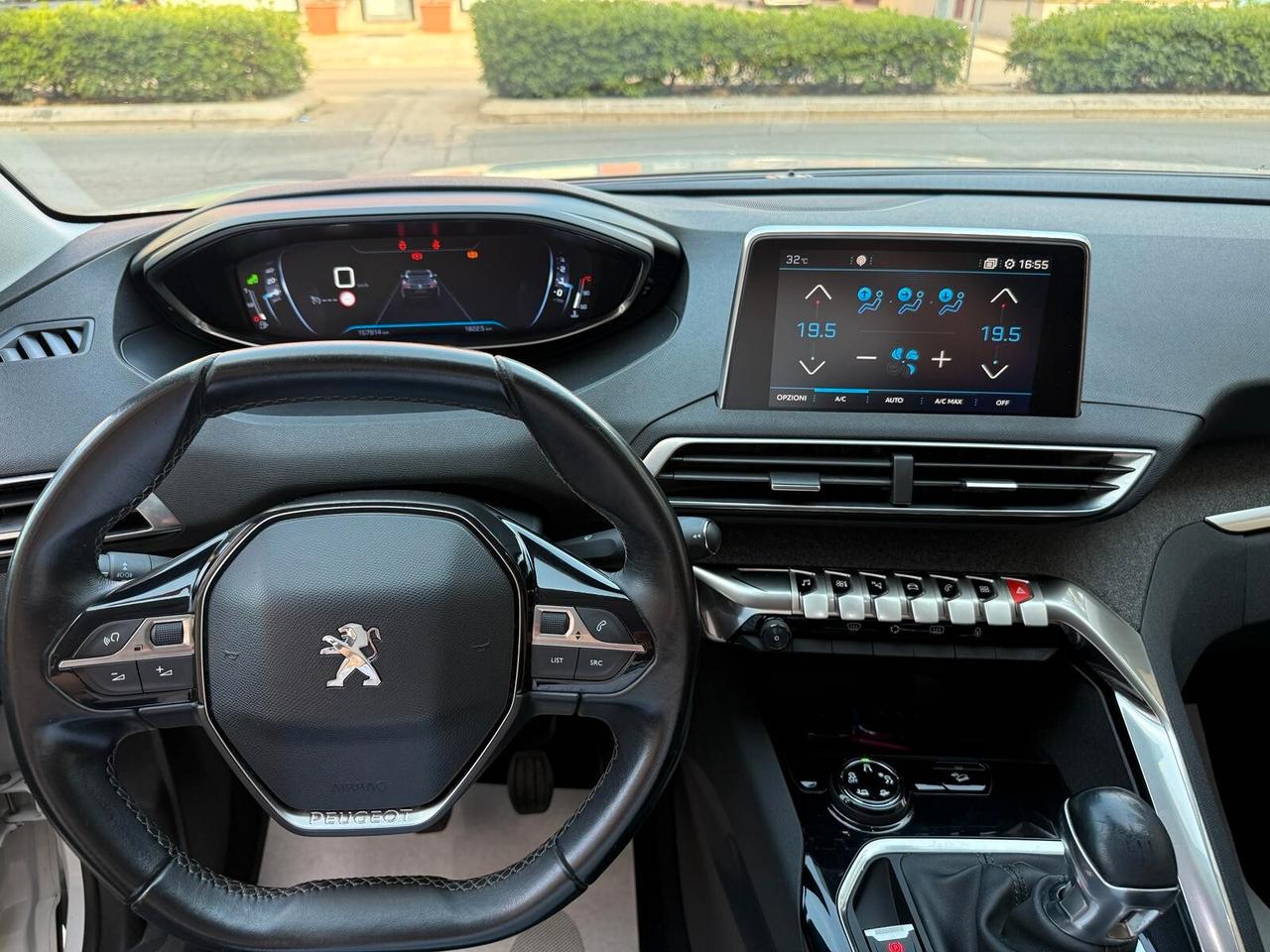 Peugeot 3008 1.6 Blue-HDi Allure