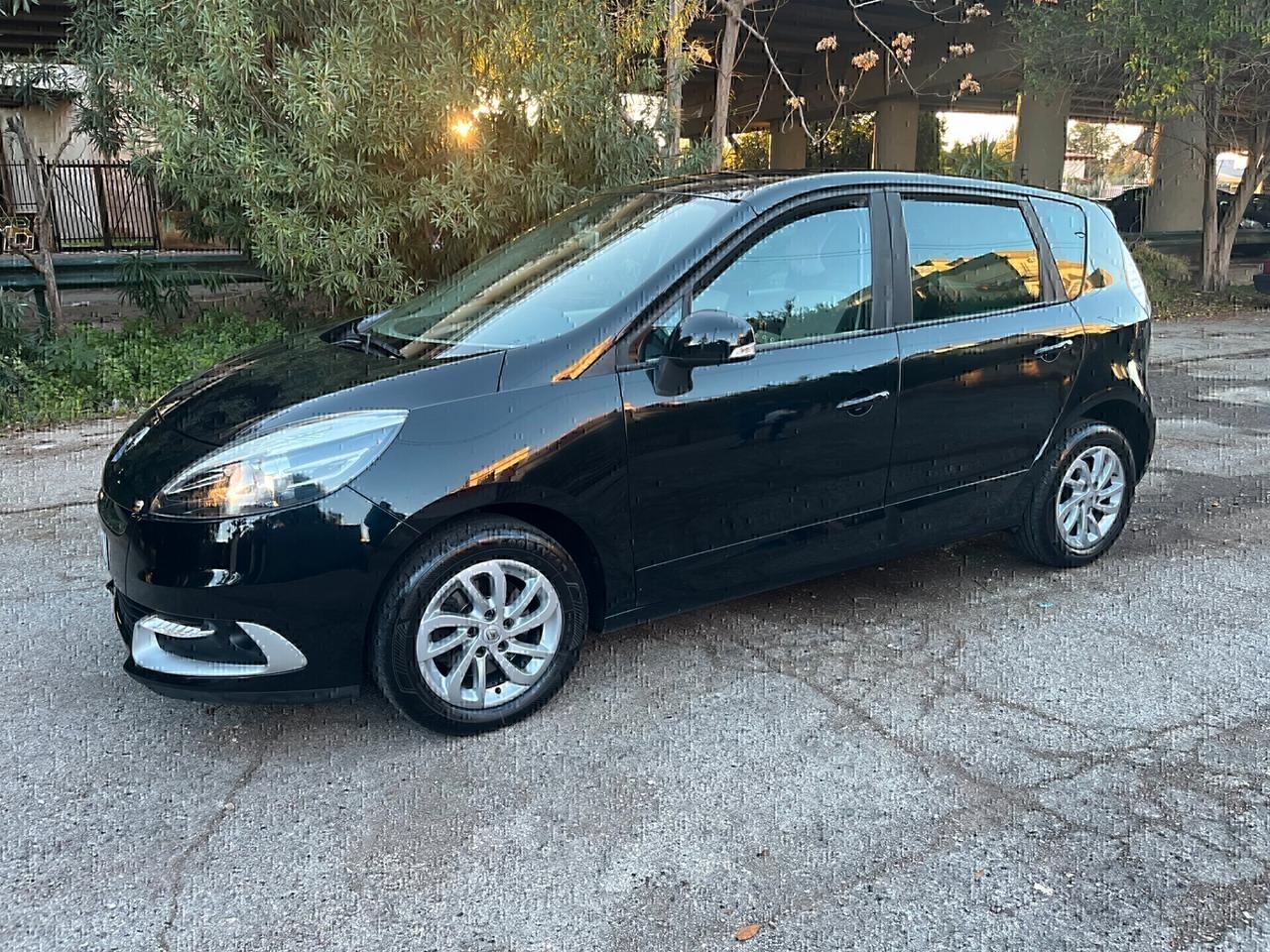 Renault Scenic 1.5dCI Bassi Consumi
