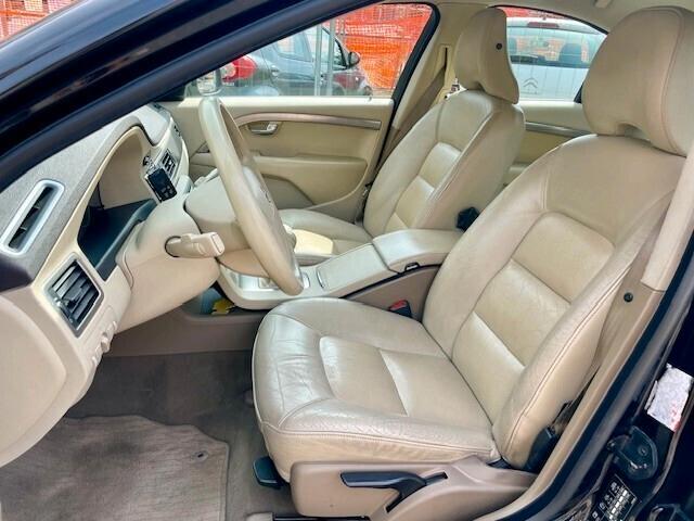 Volvo S80 2.4 D5 205 CV Summum