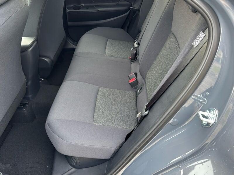 Toyota C-HR C-HR 1.8 hev Active fwd e-cvt