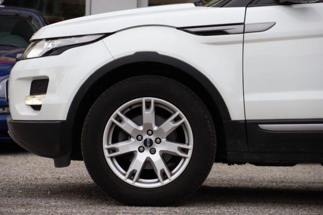 LAND ROVER Range Rover Evoque 2.2 TD4 5p. Pure