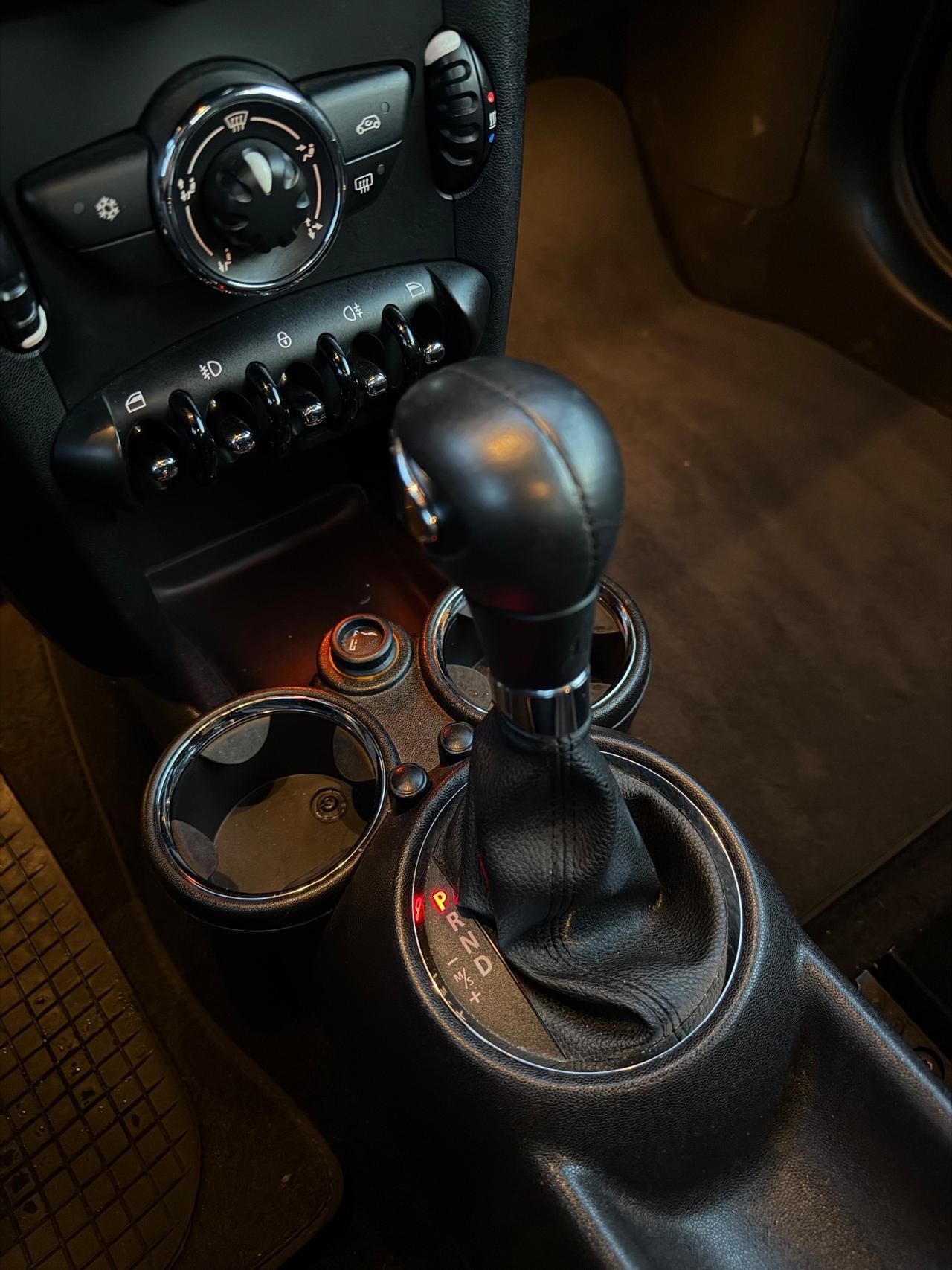 Mini 2.0 16V Cooper D Automatica 82KW EURO5B