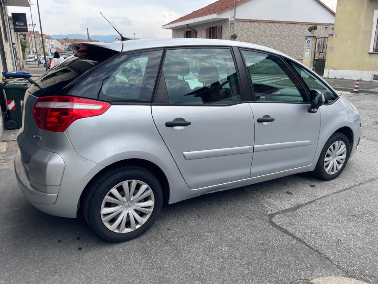 Citroen C4 Picasso 1.8 Classique