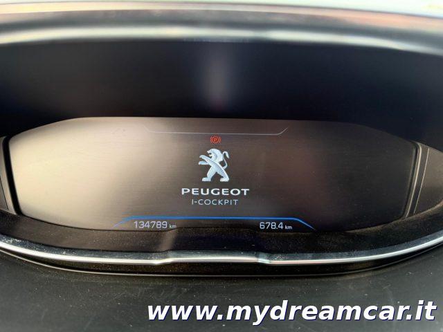 PEUGEOT 3008 BlueHDi 130 S&S Allure