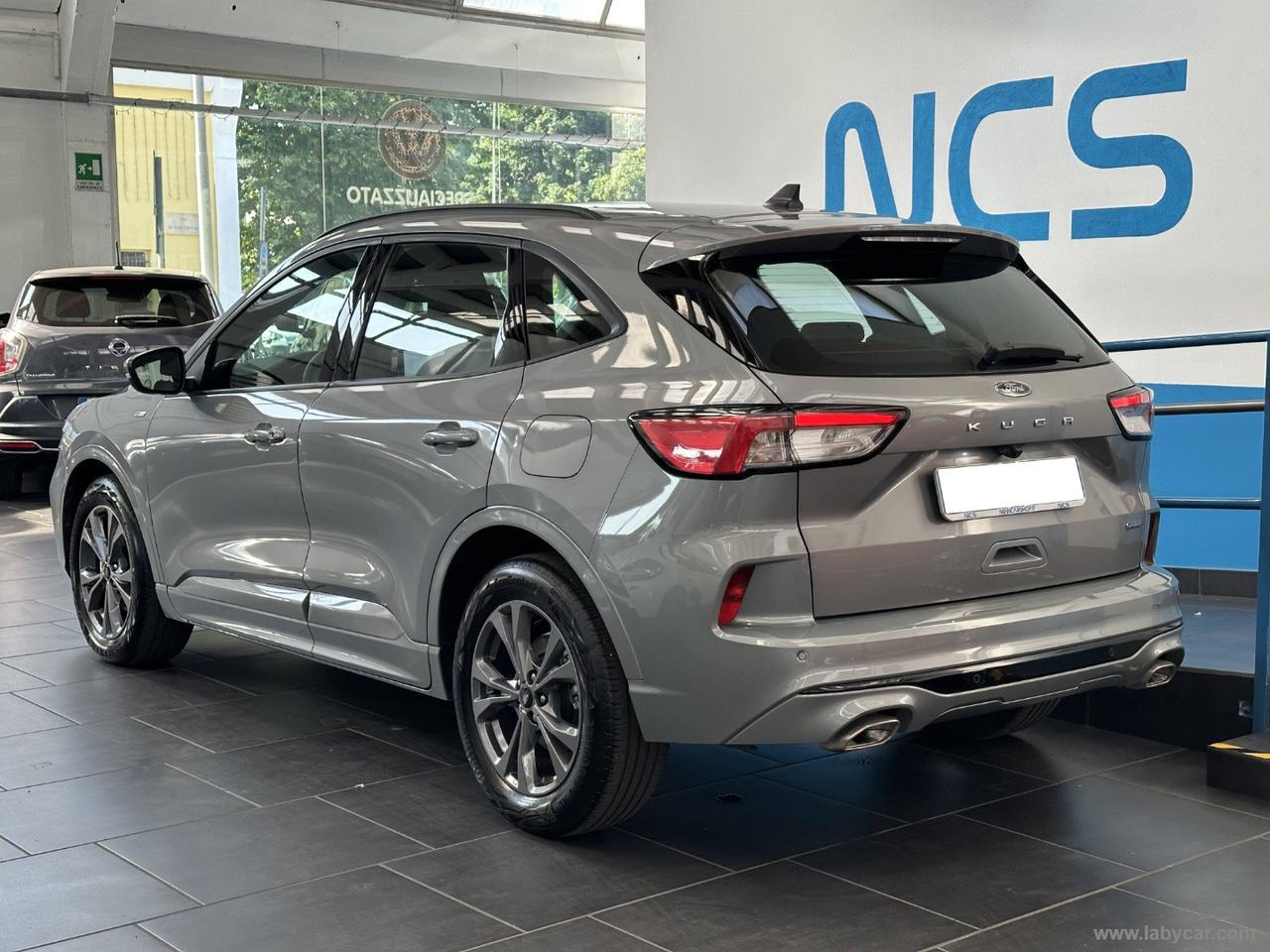 FORD Kuga 2.5 Full Hybrid 190 CVT 2WD ST-Line