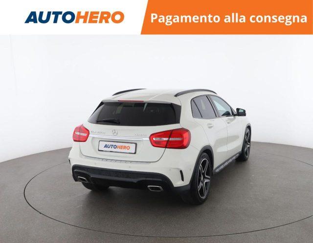 MERCEDES-BENZ GLA 200 d Automatic 4Matic Premium