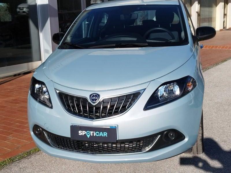 Lancia Ypsilon 1.0 FireFly 5 porte S&S Hybrid Platino