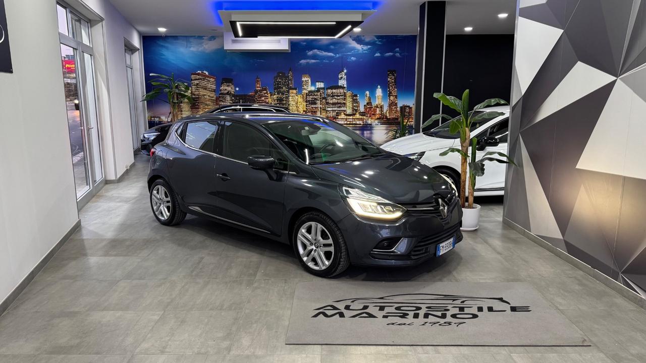 Renault Clio dCi 8V 90 CV 5 porte Moschino Intens
