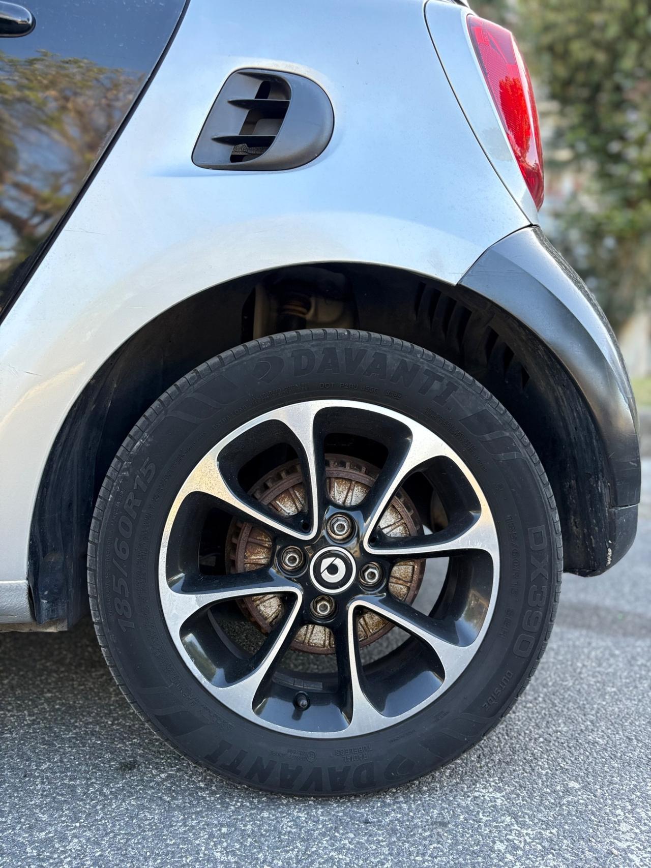Smart ForFour 1.0 benzina 70 cv Passion