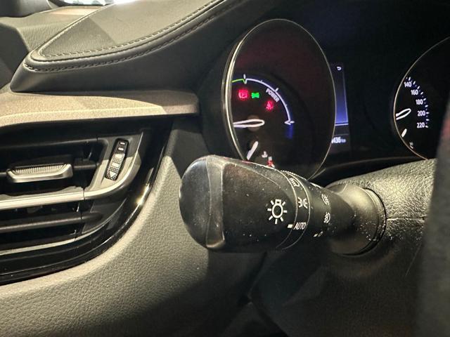 TOYOTA C-HR 1.8 Hybrid E-CVT Active