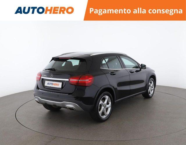 MERCEDES-BENZ GLA 180 d Sport