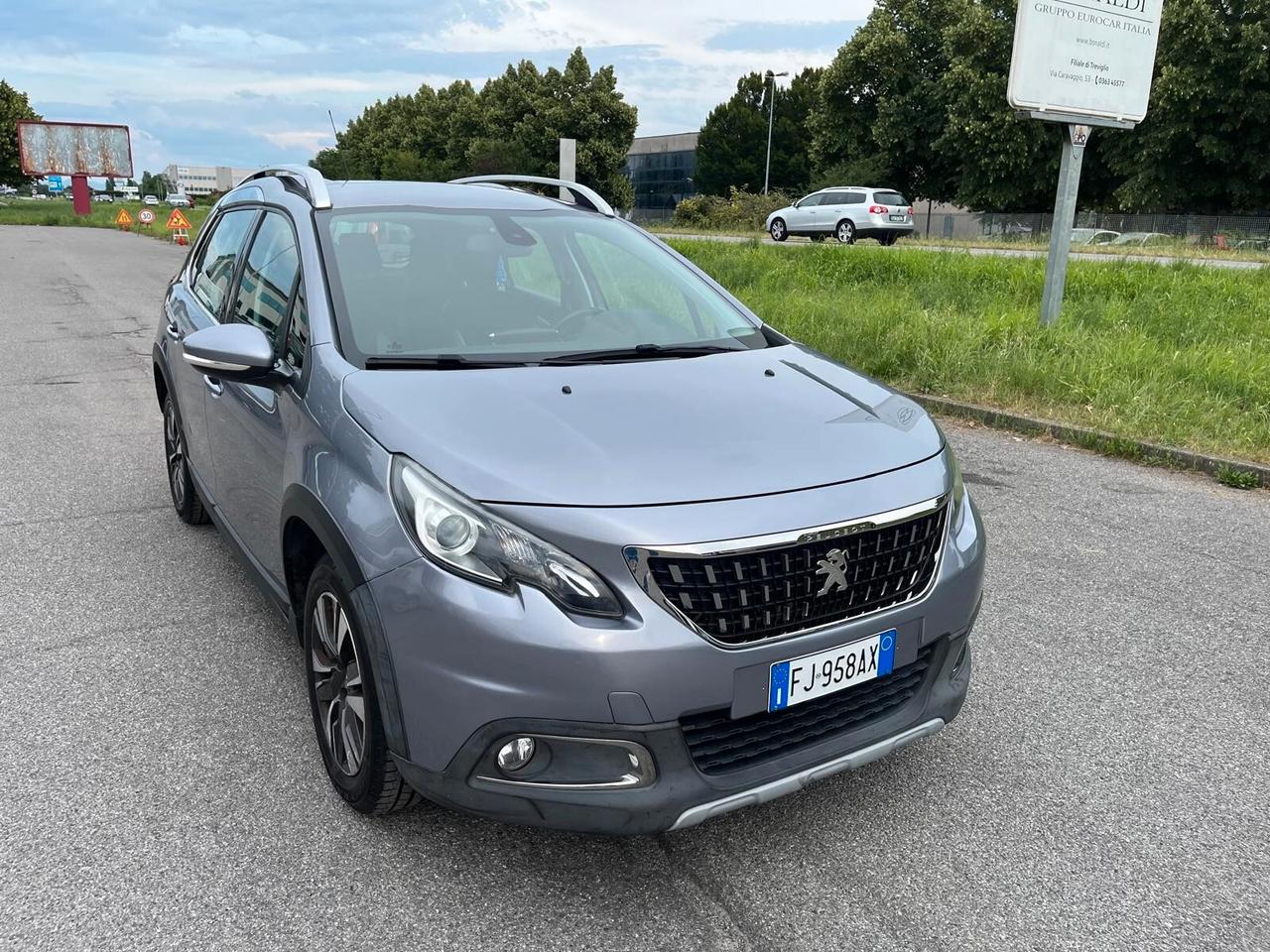 Peugeot 2008 BlueHDi 100 Allure