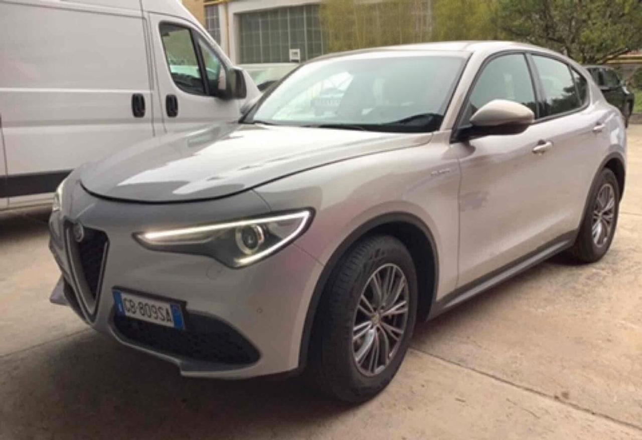 Alfa Romeo Stelvio 2.2 Turbodiesel 160 CV AT8 RWD Super 2020