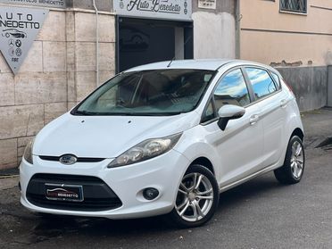 FORD FIESTA 1.2 82CV 5P TITANIUM 2010