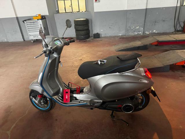 PIAGGIO 1 PIAGGIO VESPA Elettrica - Pure 70 Km/h Motociclo