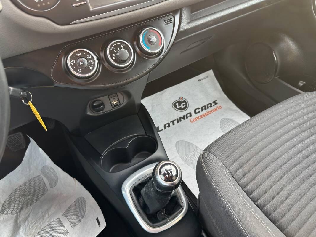 Toyota Yaris 1.0 Cool con Telecamera