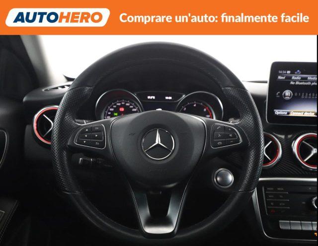 MERCEDES-BENZ GLA 200 d Automatic Sport