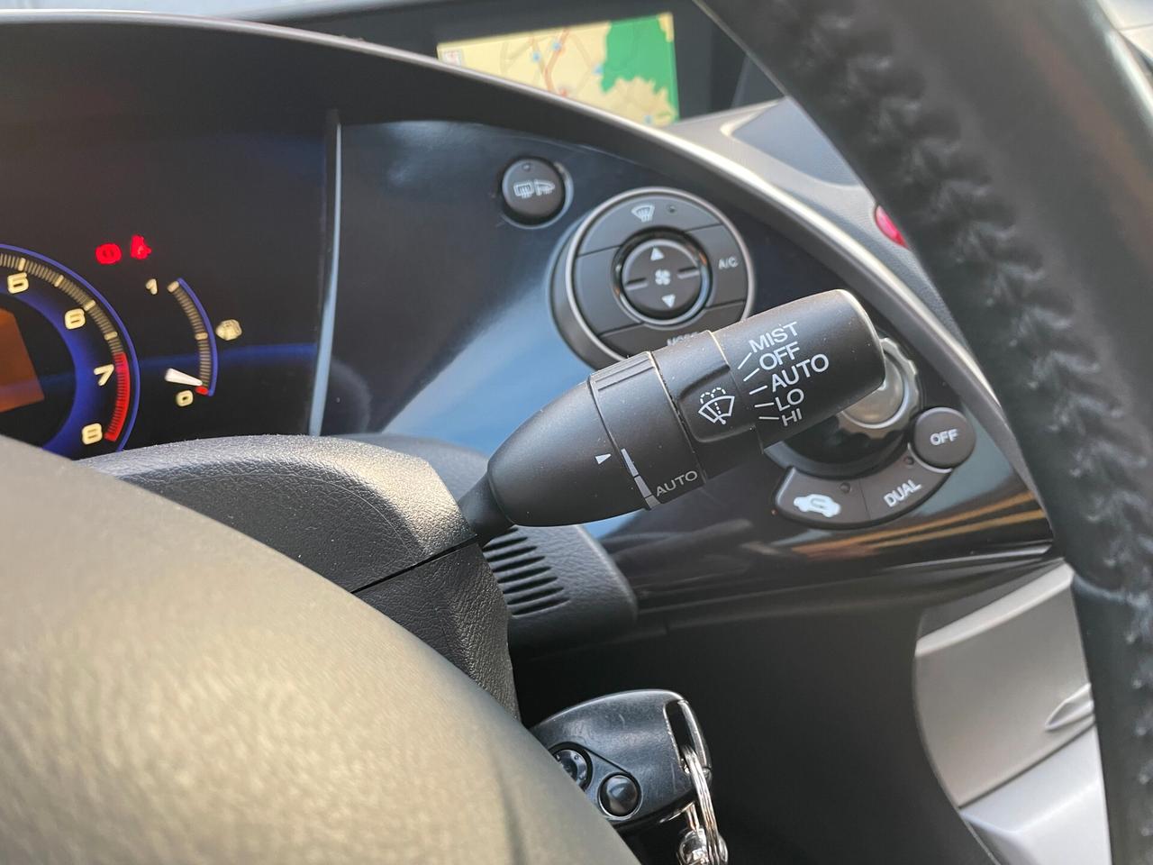 Honda Civic 5p 1.8 i-vtec Exclusive AUTOMATICA NEOPATENTATI