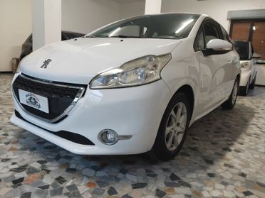 Peugeot 208 1.4 HDi 68 CV 3 porte Allure