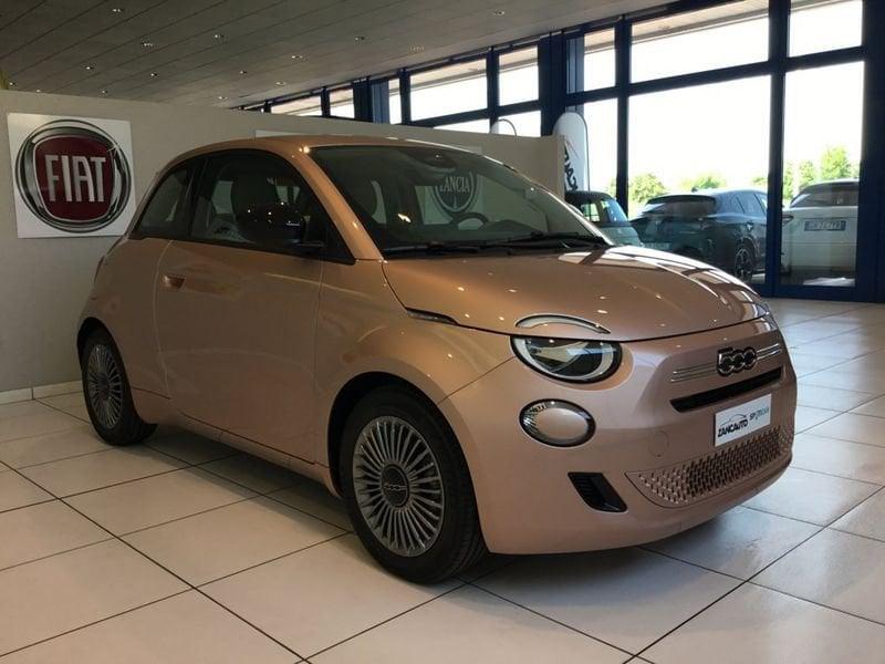 FIAT 500 Hybrid Hybrid Icon MY26 PACK COMFORT