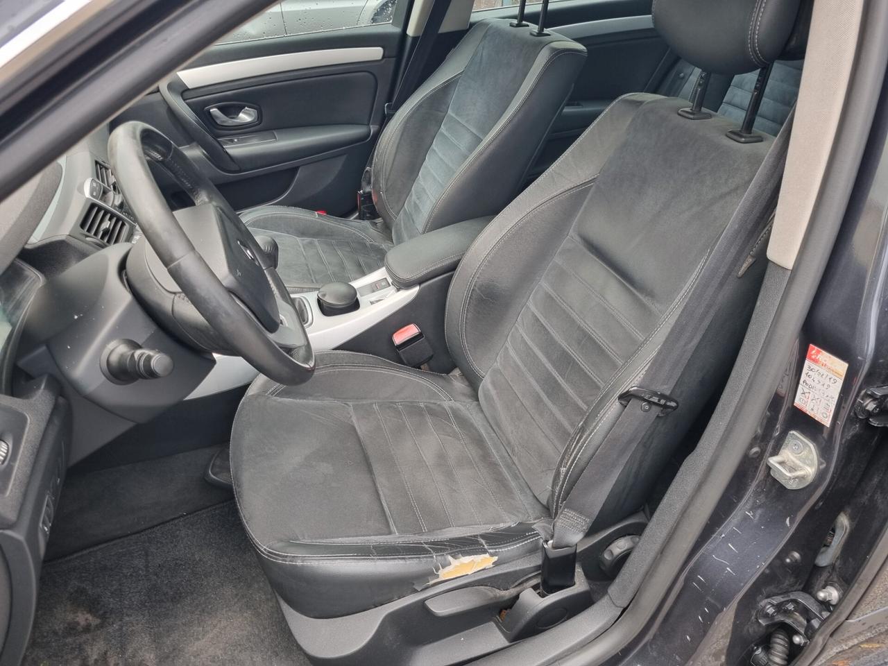 Renault Laguna 2.0 dCi 150CV SporTour Techno Nav