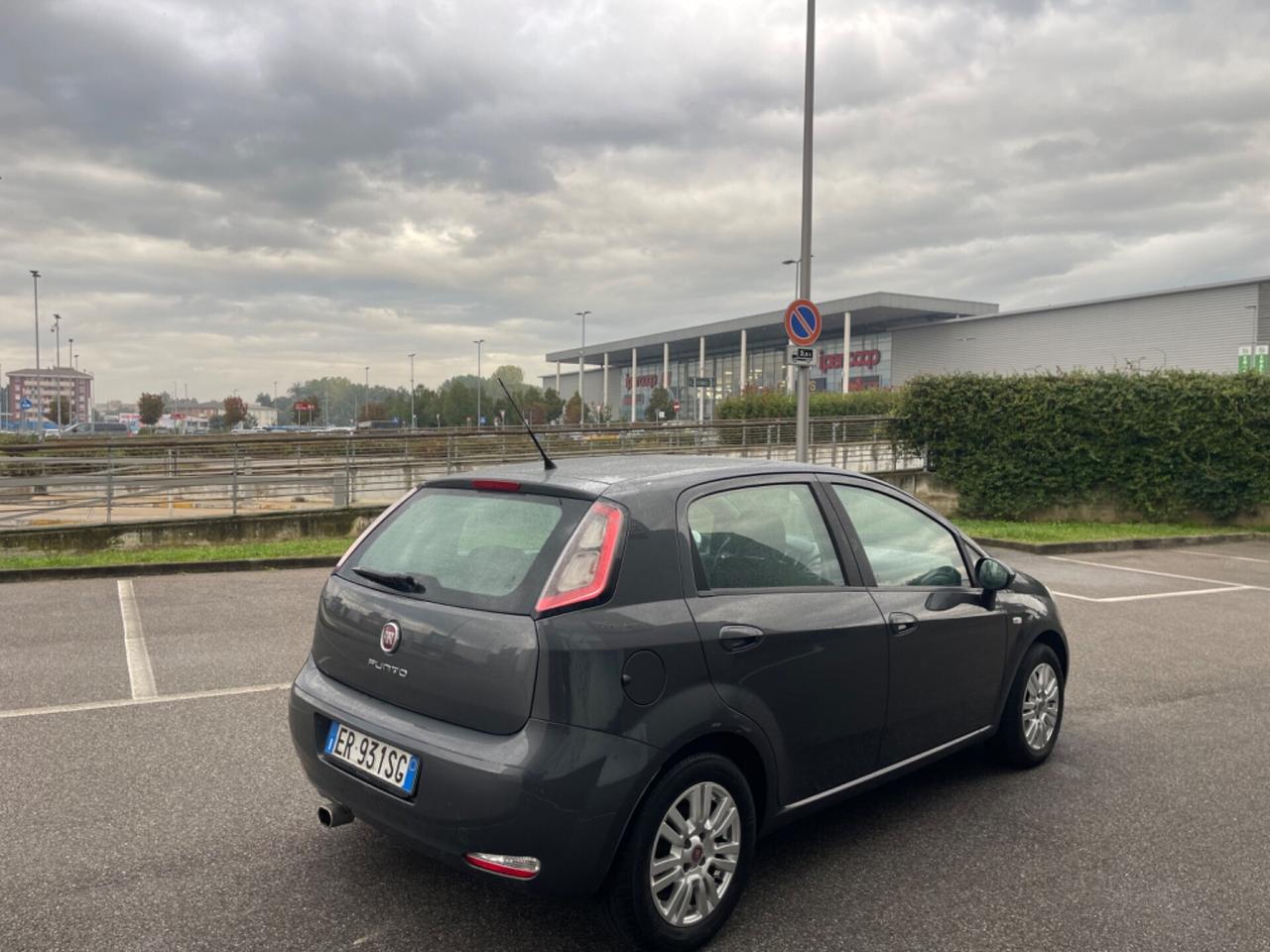 Fiat Punto 1.3 MJT II 75 CV 5 porte Lounge