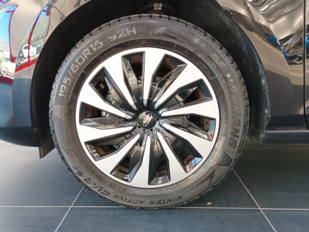 Ford Fiesta 125 cv Ibrida Titanium-GANCIO TRAINO